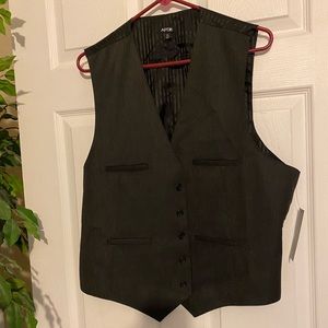 Apt 9 woven vest